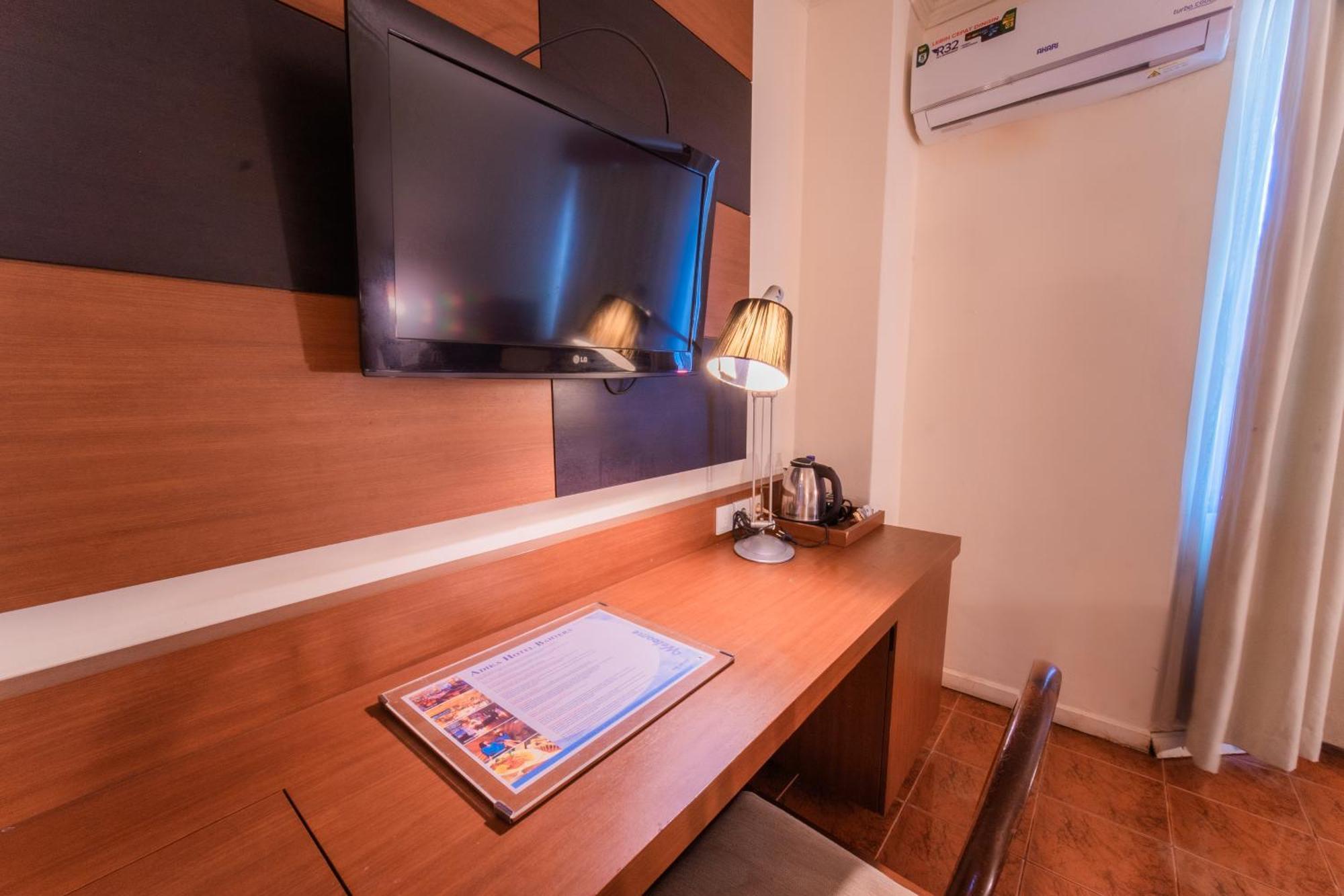Klandasan Kecil Adika Hotel Bahtera מראה חיצוני תמונה
